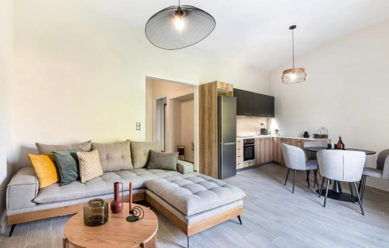 Eleusis Suites Α Luaran gambar