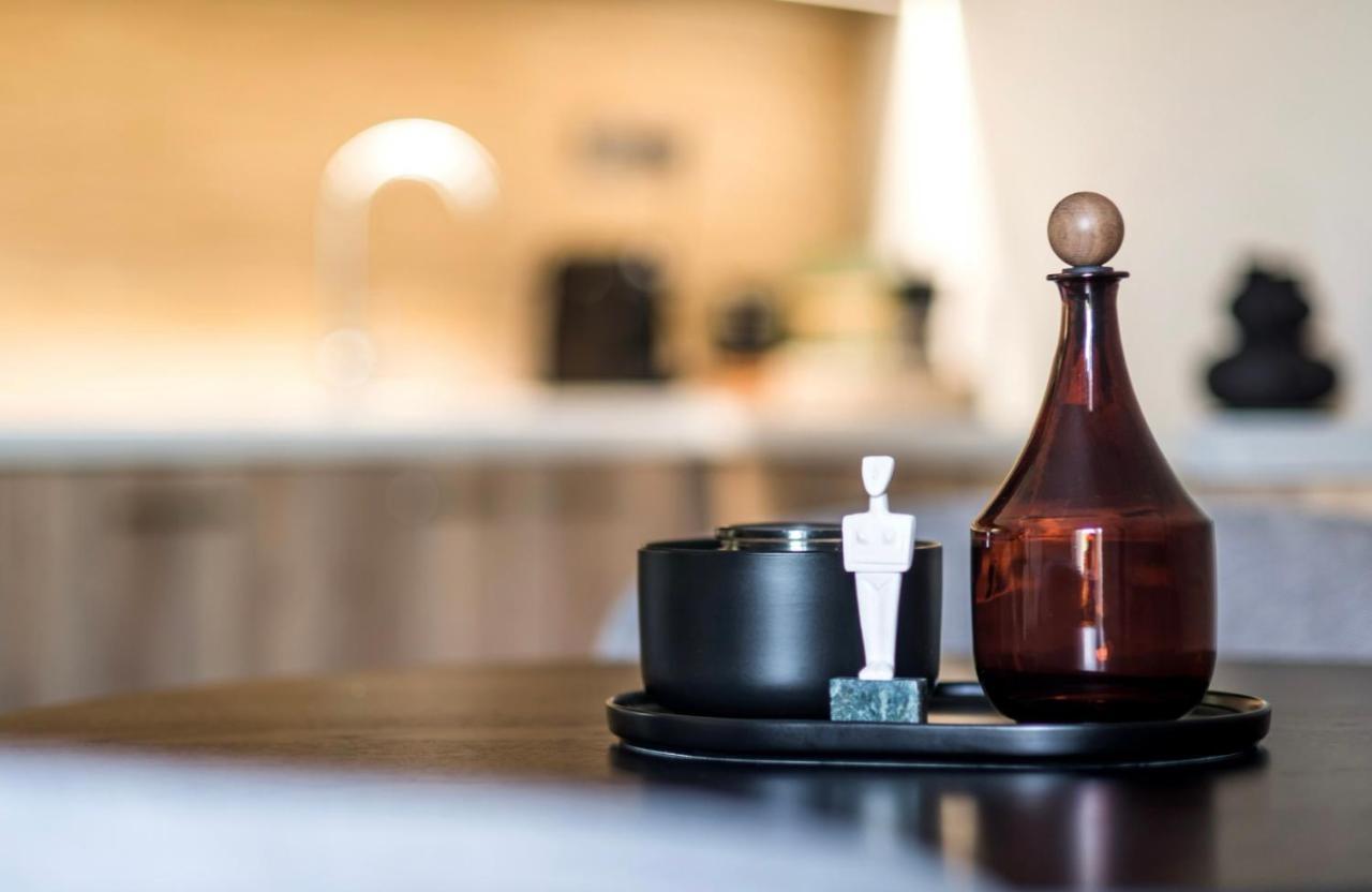 Eleusis Suites Α Luaran gambar