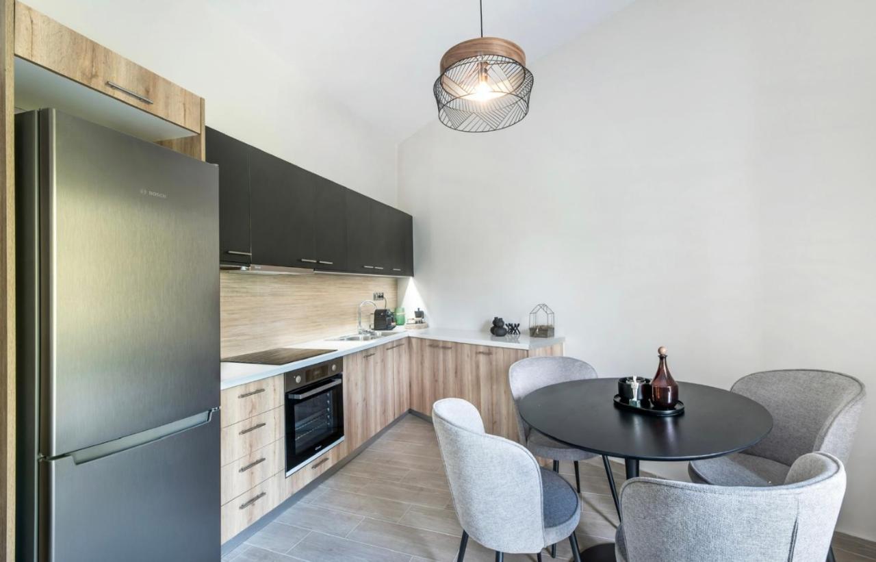 Eleusis Suites Α Luaran gambar