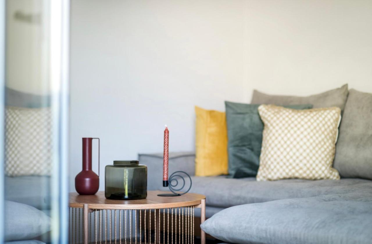 Eleusis Suites Α Luaran gambar